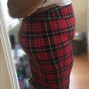 Plus size Red plaid pencil skirt
